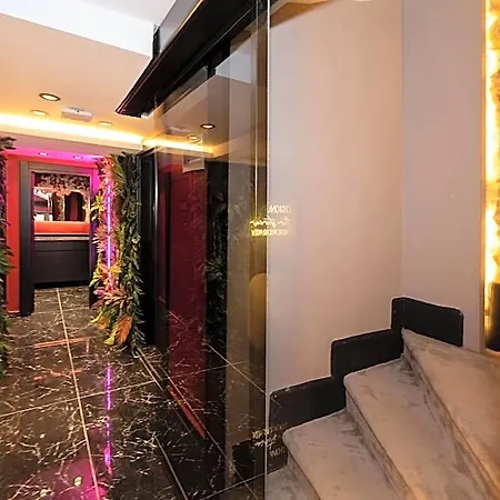 Karakoy Prive