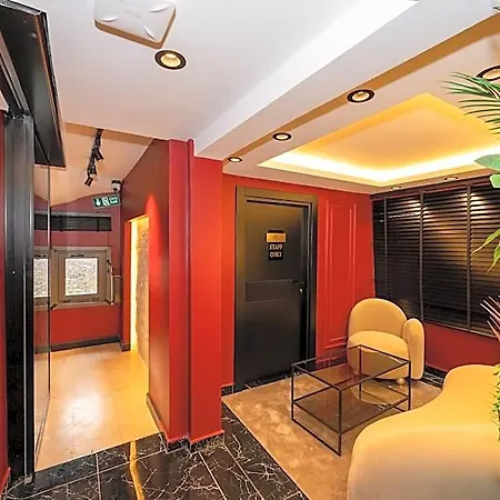 فندق Karakoy Prive 3*